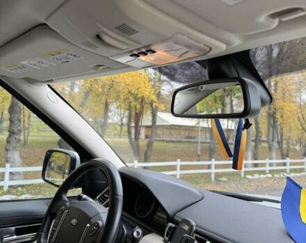 Білий Ленд Ровер Range Rover Sport, об'ємом двигуна 3 л та пробігом 237 тис. км за 16000 $, фото 49 на Automoto.ua