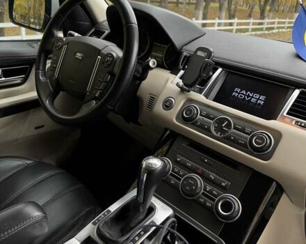 Білий Ленд Ровер Range Rover Sport, об'ємом двигуна 3 л та пробігом 237 тис. км за 16000 $, фото 53 на Automoto.ua