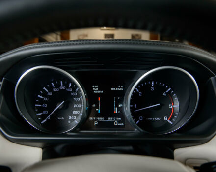 Білий Ленд Ровер Range Rover Sport, об'ємом двигуна 3 л та пробігом 93 тис. км за 45500 $, фото 16 на Automoto.ua