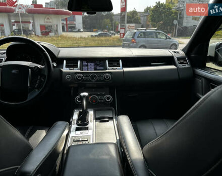 Білий Ленд Ровер Range Rover Sport, об'ємом двигуна 3 л та пробігом 209 тис. км за 20000 $, фото 27 на Automoto.ua