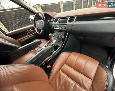 Белый Ленд Ровер Рендж Ровер Спорт, объемом двигателя 2.99 л и пробегом 217 тыс. км за 22500 $, фото 12 на Automoto.ua