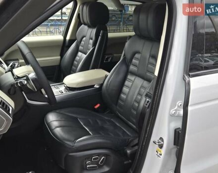 Белый Ленд Ровер Рендж Ровер Спорт, объемом двигателя 5 л и пробегом 122 тыс. км за 34500 $, фото 8 на Automoto.ua