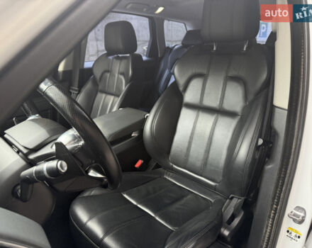 Білий Ленд Ровер Range Rover Sport, об'ємом двигуна 2.99 л та пробігом 197 тис. км за 24000 $, фото 11 на Automoto.ua