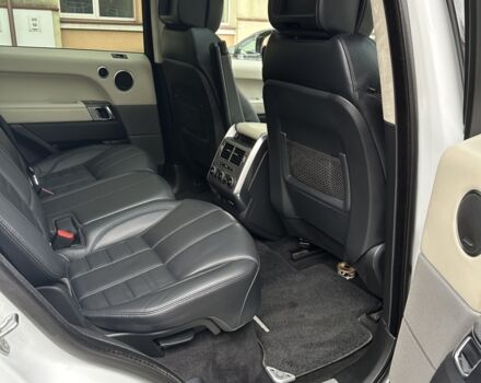 Білий Ленд Ровер Range Rover Sport, об'ємом двигуна 5 л та пробігом 123 тис. км за 25100 $, фото 18 на Automoto.ua