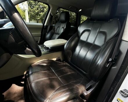 Білий Ленд Ровер Range Rover Sport, об'ємом двигуна 3 л та пробігом 193 тис. км за 20600 $, фото 40 на Automoto.ua
