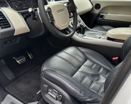 Білий Ленд Ровер Range Rover Sport, об'ємом двигуна 5 л та пробігом 123 тис. км за 25100 $, фото 28 на Automoto.ua