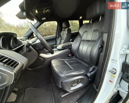 Белый Ленд Ровер Рендж Ровер Спорт, объемом двигателя 3 л и пробегом 162 тыс. км за 24200 $, фото 17 на Automoto.ua