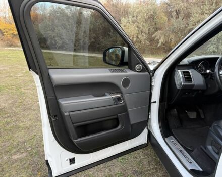 Белый Ленд Ровер Рендж Ровер Спорт, объемом двигателя 3 л и пробегом 162 тыс. км за 24200 $, фото 6 на Automoto.ua