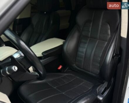 Білий Ленд Ровер Range Rover Sport, об'ємом двигуна 2.99 л та пробігом 132 тис. км за 28000 $, фото 38 на Automoto.ua