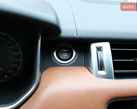 Білий Ленд Ровер Range Rover Sport, об'ємом двигуна 5 л та пробігом 123 тис. км за 29900 $, фото 25 на Automoto.ua