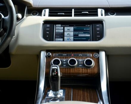 Білий Ленд Ровер Range Rover Sport, об'ємом двигуна 3 л та пробігом 78 тис. км за 48500 $, фото 53 на Automoto.ua