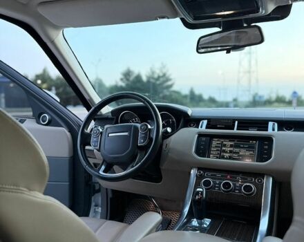 Білий Ленд Ровер Range Rover Sport, об'ємом двигуна 2.99 л та пробігом 150 тис. км за 22500 $, фото 40 на Automoto.ua