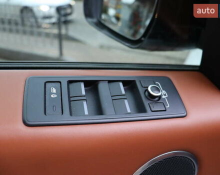 Білий Ленд Ровер Range Rover Sport, об'ємом двигуна 5 л та пробігом 123 тис. км за 29900 $, фото 15 на Automoto.ua