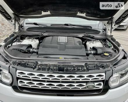 Білий Ленд Ровер Range Rover Sport, об'ємом двигуна 3 л та пробігом 139 тис. км за 35500 $, фото 55 на Automoto.ua