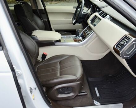 Білий Ленд Ровер Range Rover Sport, об'ємом двигуна 3 л та пробігом 80 тис. км за 53333 $, фото 45 на Automoto.ua