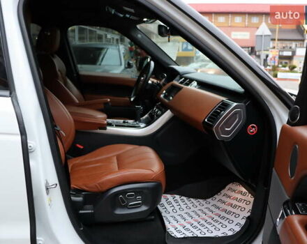 Білий Ленд Ровер Range Rover Sport, об'ємом двигуна 5 л та пробігом 123 тис. км за 29900 $, фото 45 на Automoto.ua