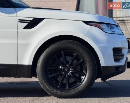 Білий Ленд Ровер Range Rover Sport, об'ємом двигуна 3 л та пробігом 164 тис. км за 21900 $, фото 11 на Automoto.ua