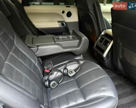 Білий Ленд Ровер Range Rover Sport, об'ємом двигуна 2.99 л та пробігом 132 тис. км за 28000 $, фото 59 на Automoto.ua