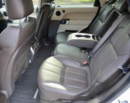 Білий Ленд Ровер Range Rover Sport, об'ємом двигуна 3 л та пробігом 78 тис. км за 48500 $, фото 30 на Automoto.ua