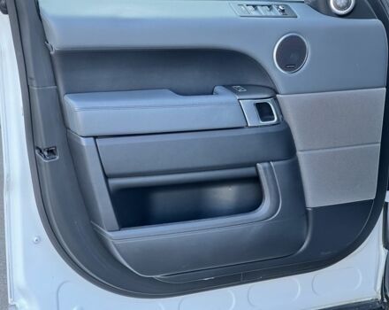 Білий Ленд Ровер Range Rover Sport, об'ємом двигуна 3 л та пробігом 235 тис. км за 20999 $, фото 9 на Automoto.ua
