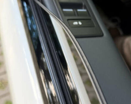 Белый Ленд Ровер Рендж Ровер Спорт, объемом двигателя 2.99 л и пробегом 132 тыс. км за 35500 $, фото 41 на Automoto.ua