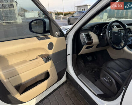 Білий Ленд Ровер Range Rover Sport, об'ємом двигуна 3 л та пробігом 174 тис. км за 12800 $, фото 14 на Automoto.ua