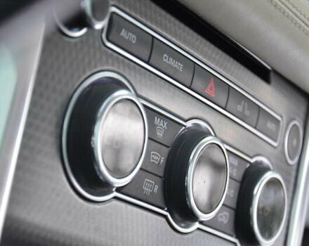 Белый Ленд Ровер Рендж Ровер Спорт, объемом двигателя 3 л и пробегом 132 тыс. км за 28350 $, фото 42 на Automoto.ua