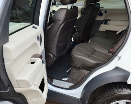 Білий Ленд Ровер Range Rover Sport, об'ємом двигуна 3 л та пробігом 80 тис. км за 53333 $, фото 35 на Automoto.ua