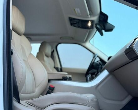 Білий Ленд Ровер Range Rover Sport, об'ємом двигуна 2.99 л та пробігом 150 тис. км за 22500 $, фото 22 на Automoto.ua