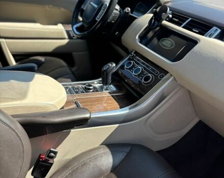 Білий Ленд Ровер Range Rover Sport, об'ємом двигуна 2.99 л та пробігом 212 тис. км за 31500 $, фото 19 на Automoto.ua