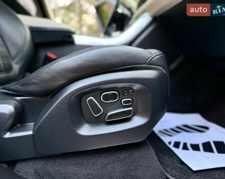 Білий Ленд Ровер Range Rover Sport, об'ємом двигуна 2.99 л та пробігом 132 тис. км за 28000 $, фото 53 на Automoto.ua