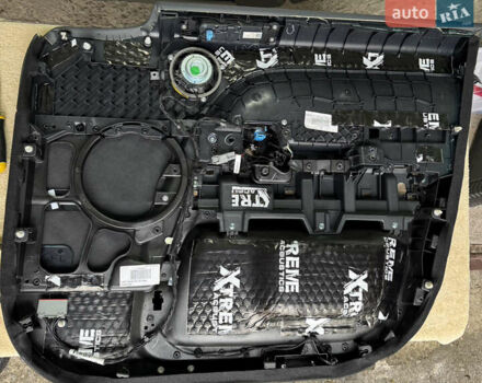 Білий Ленд Ровер Range Rover Sport, об'ємом двигуна 2.99 л та пробігом 132 тис. км за 35500 $, фото 48 на Automoto.ua