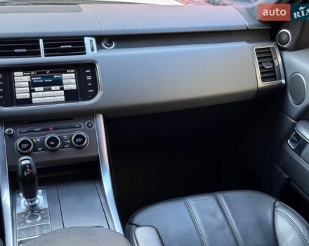Білий Ленд Ровер Range Rover Sport, об'ємом двигуна 3 л та пробігом 164 тис. км за 19800 $, фото 27 на Automoto.ua