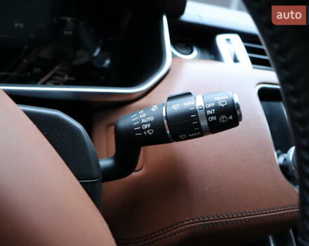 Білий Ленд Ровер Range Rover Sport, об'ємом двигуна 5 л та пробігом 123 тис. км за 29900 $, фото 24 на Automoto.ua