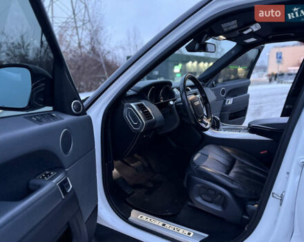 Белый Ленд Ровер Рендж Ровер Спорт, объемом двигателя 3 л и пробегом 162 тыс. км за 22500 $, фото 25 на Automoto.ua