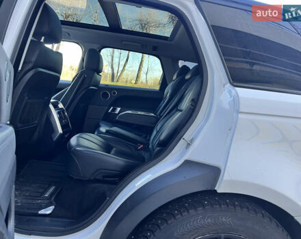 Білий Ленд Ровер Range Rover Sport, об'ємом двигуна 2.99 л та пробігом 235 тис. км за 23500 $, фото 41 на Automoto.ua