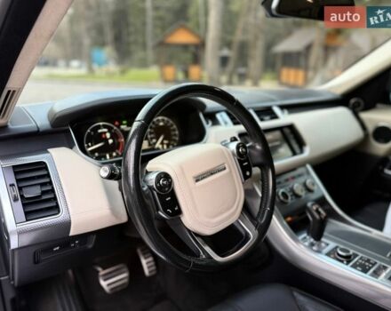 Білий Ленд Ровер Range Rover Sport, об'ємом двигуна 2.99 л та пробігом 132 тис. км за 28000 $, фото 41 на Automoto.ua