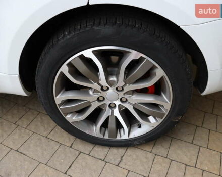 Білий Ленд Ровер Range Rover Sport, об'ємом двигуна 5 л та пробігом 123 тис. км за 29900 $, фото 9 на Automoto.ua