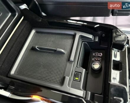 Білий Ленд Ровер Range Rover Sport, об'ємом двигуна 2.99 л та пробігом 132 тис. км за 28000 $, фото 50 на Automoto.ua