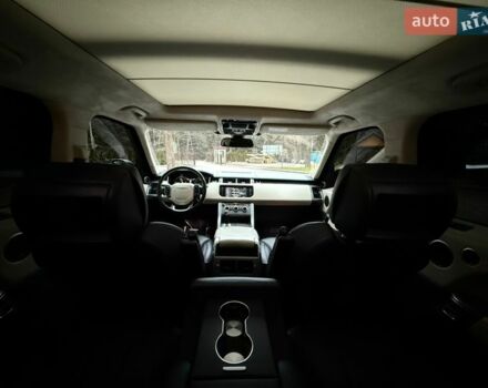 Білий Ленд Ровер Range Rover Sport, об'ємом двигуна 2.99 л та пробігом 132 тис. км за 28000 $, фото 58 на Automoto.ua