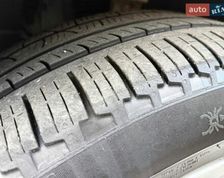 Білий Ленд Ровер Range Rover Sport, об'ємом двигуна 2.99 л та пробігом 132 тис. км за 28000 $, фото 34 на Automoto.ua