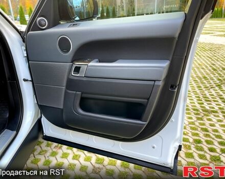 Білий Ленд Ровер Range Rover Sport, об'ємом двигуна 3 л та пробігом 145 тис. км за 31999 $, фото 9 на Automoto.ua