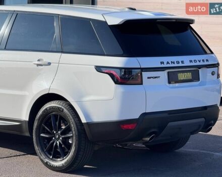 Білий Ленд Ровер Range Rover Sport, об'ємом двигуна 3 л та пробігом 164 тис. км за 19800 $, фото 17 на Automoto.ua