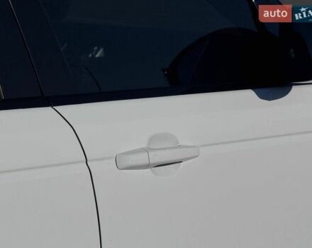 Білий Ленд Ровер Range Rover Sport, об'ємом двигуна 3 л та пробігом 164 тис. км за 21900 $, фото 7 на Automoto.ua
