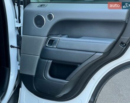 Белый Ленд Ровер Рендж Ровер Спорт, объемом двигателя 2.99 л и пробегом 236 тыс. км за 20999 $, фото 48 на Automoto.ua