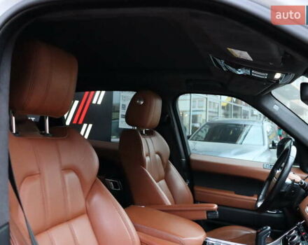 Білий Ленд Ровер Range Rover Sport, об'ємом двигуна 5 л та пробігом 123 тис. км за 29900 $, фото 49 на Automoto.ua