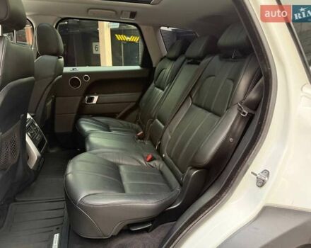 Білий Ленд Ровер Range Rover Sport, об'ємом двигуна 2.99 л та пробігом 231 тис. км за 25990 $, фото 7 на Automoto.ua