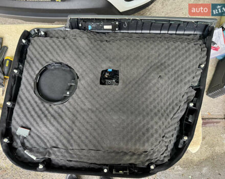 Белый Ленд Ровер Рендж Ровер Спорт, объемом двигателя 2.99 л и пробегом 132 тыс. км за 35500 $, фото 48 на Automoto.ua