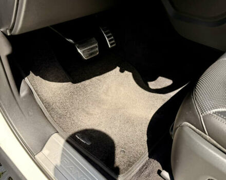 Белый Ленд Ровер Рендж Ровер Спорт, объемом двигателя 2.99 л и пробегом 132 тыс. км за 35500 $, фото 40 на Automoto.ua