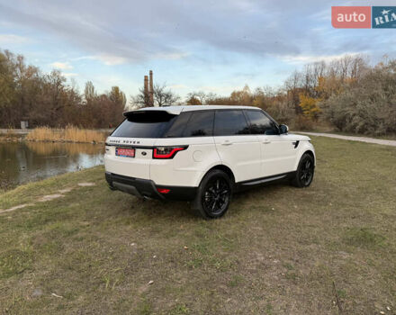 Белый Ленд Ровер Рендж Ровер Спорт, объемом двигателя 3 л и пробегом 162 тыс. км за 20900 $, фото 4 на Automoto.ua